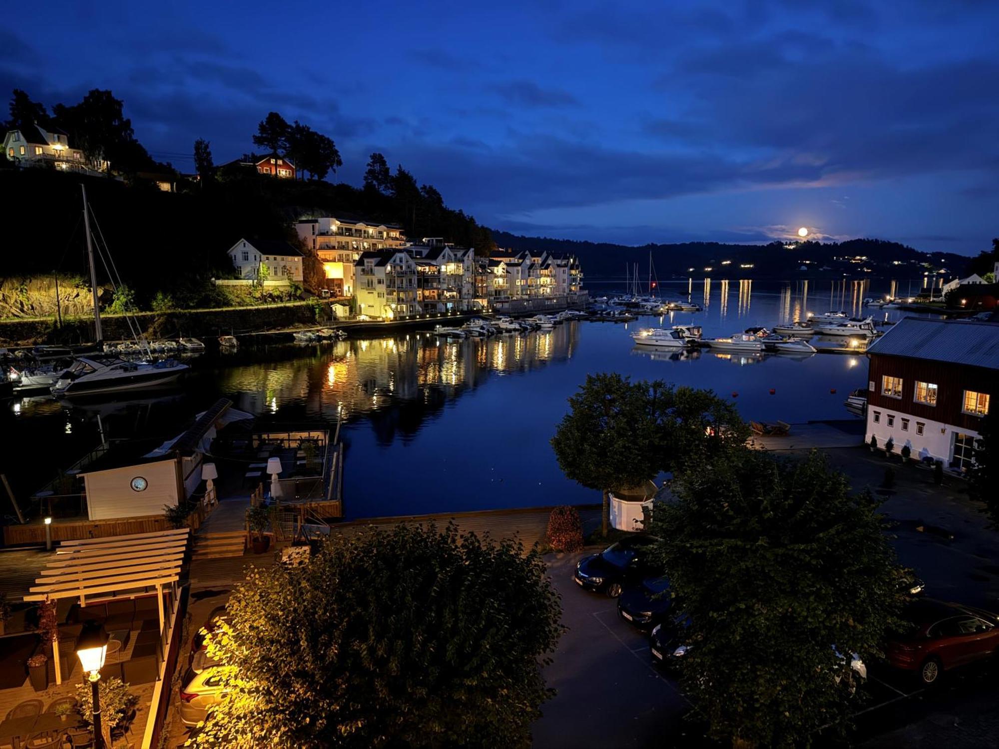Tvedestrand Fjordhotell - Unike Hoteller المظهر الخارجي الصورة